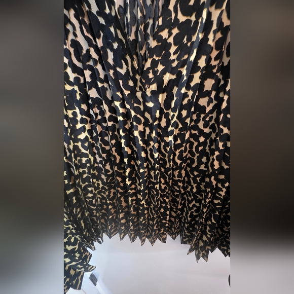 INC Leopard Print Top - Picture 5 of 8